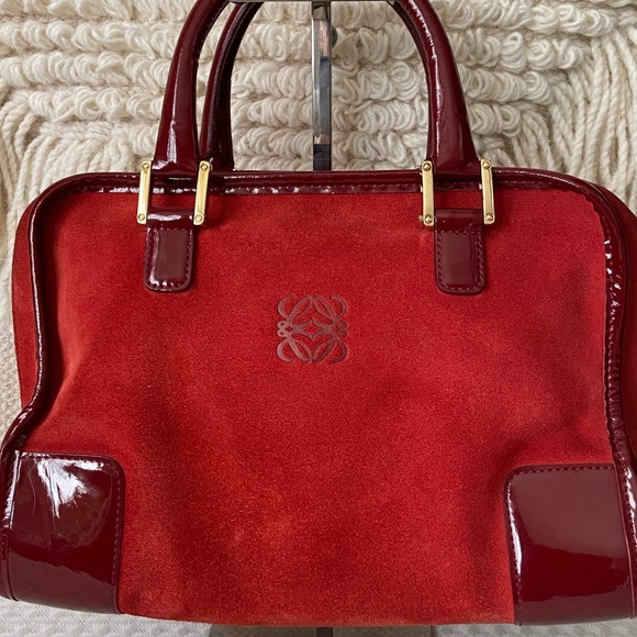 SALE!!! Adorable Loewe Handbag - Picture 2 of 16